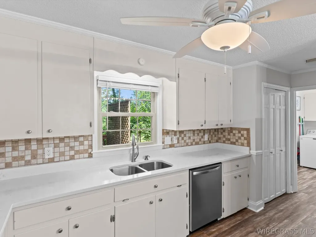1704 Rosewood Lane Andalusia AL 36421