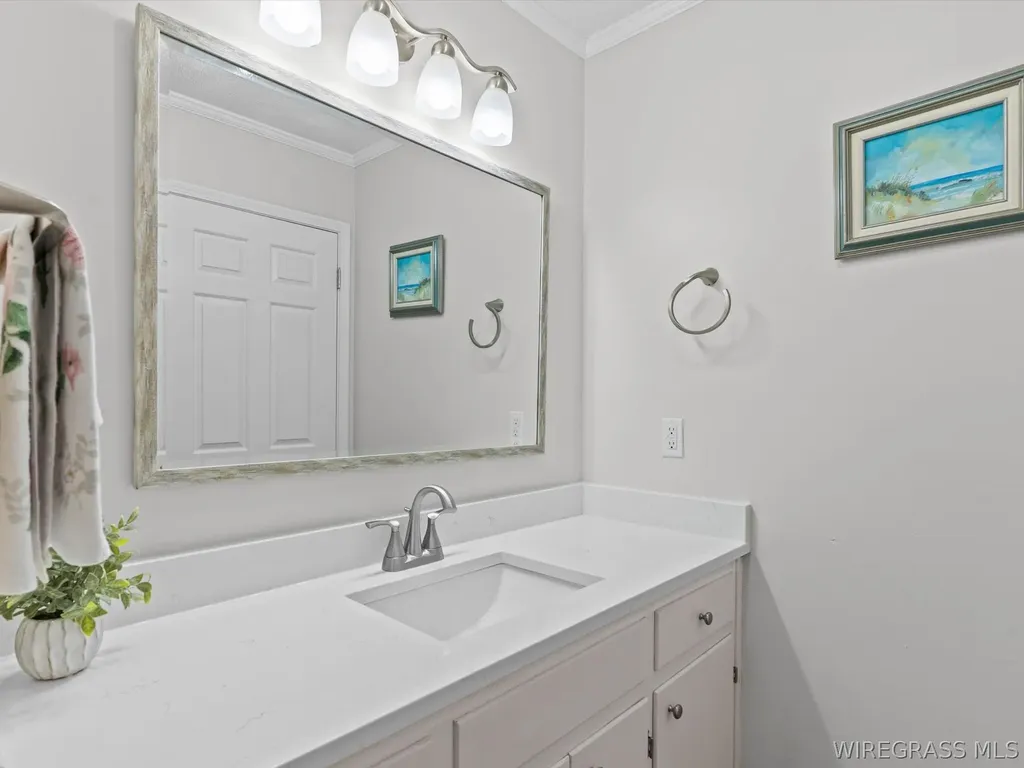 1704 Rosewood Lane Andalusia AL 36421