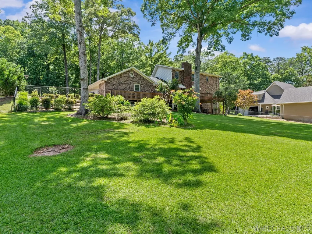 1704 Rosewood Lane Andalusia AL 36421