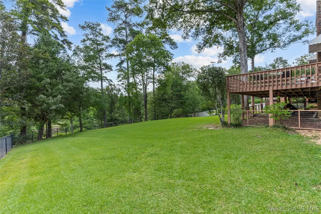 1704 Rosewood Lane Andalusia AL 36421