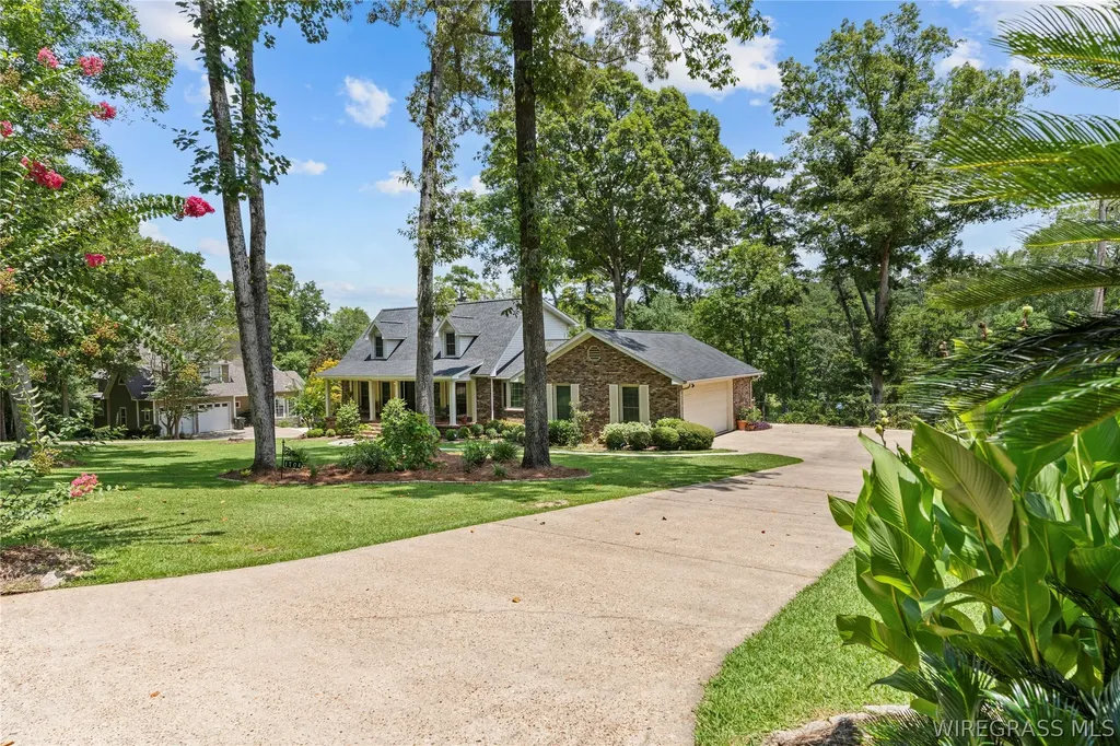 1704 Rosewood Lane Andalusia AL 36421