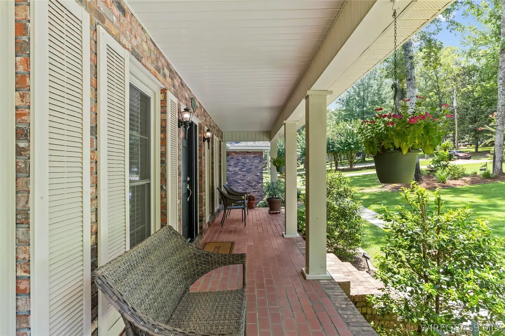 1704 Rosewood Lane Andalusia AL 36421