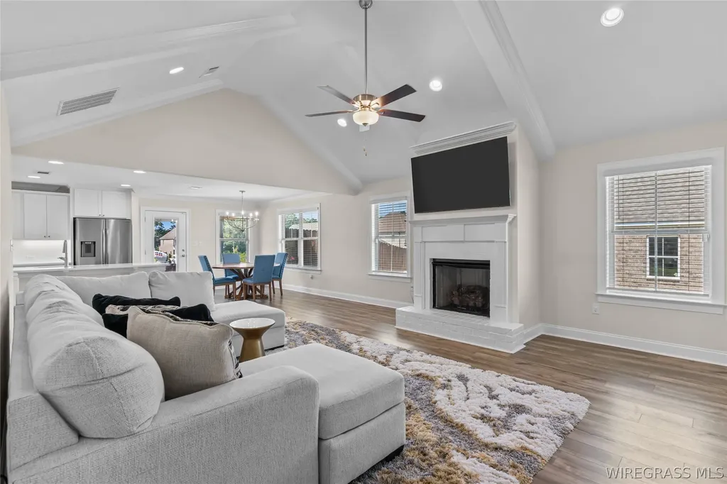 105 Hunters Hill Way Enterprise AL 36330