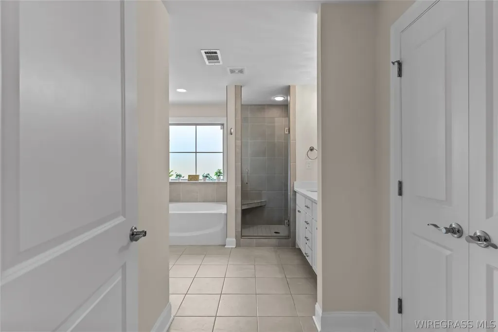 105 Hunters Hill Way Enterprise AL 36330