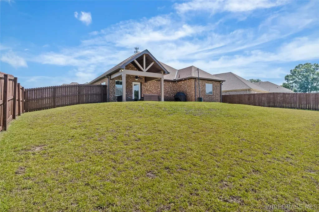 105 Hunters Hill Way Enterprise AL 36330