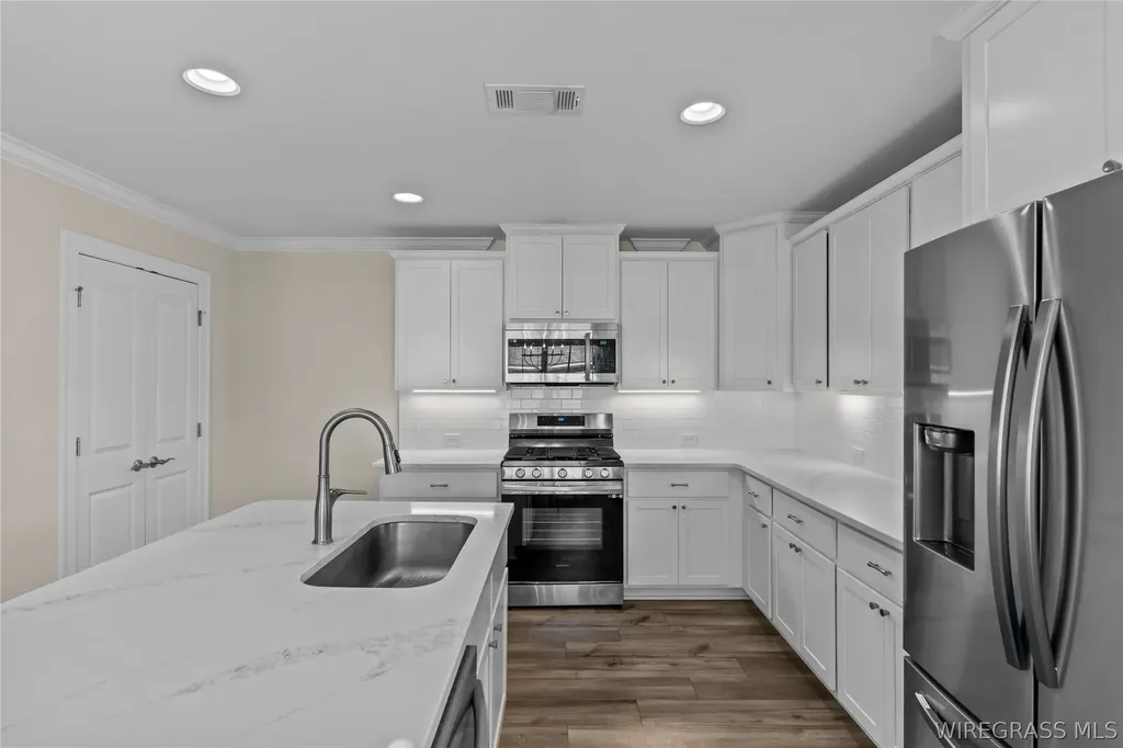105 Hunters Hill Way Enterprise AL 36330