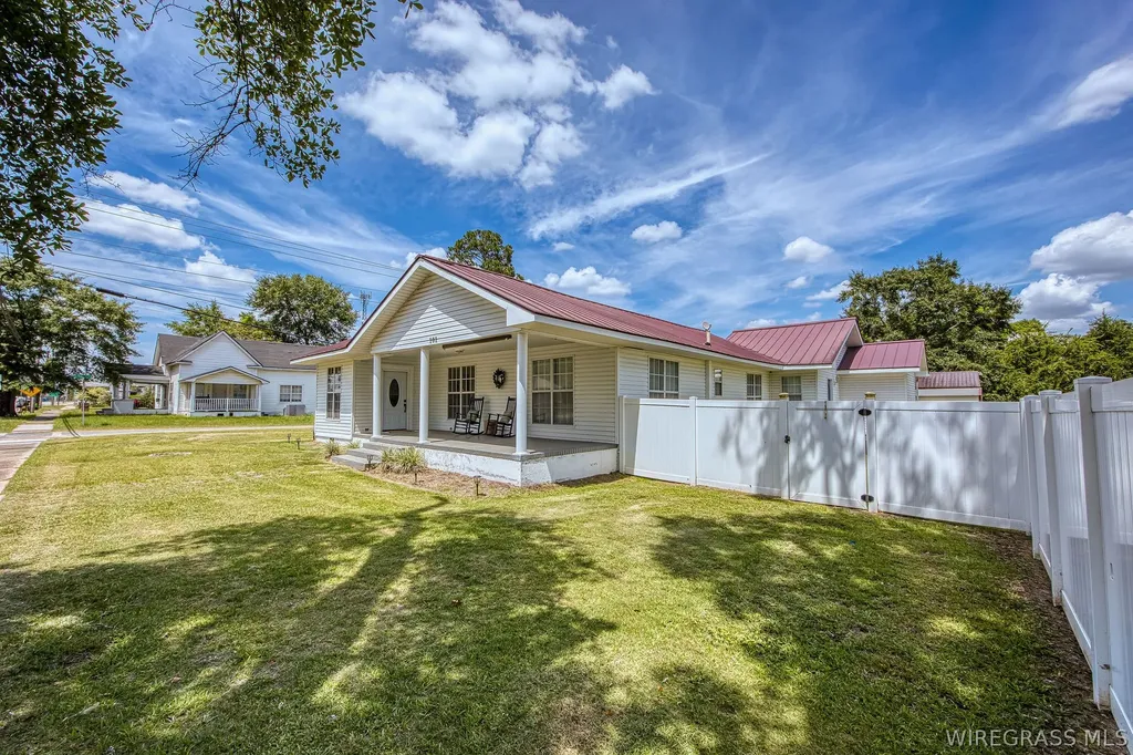 101 S Johnson Street Samson AL 36477