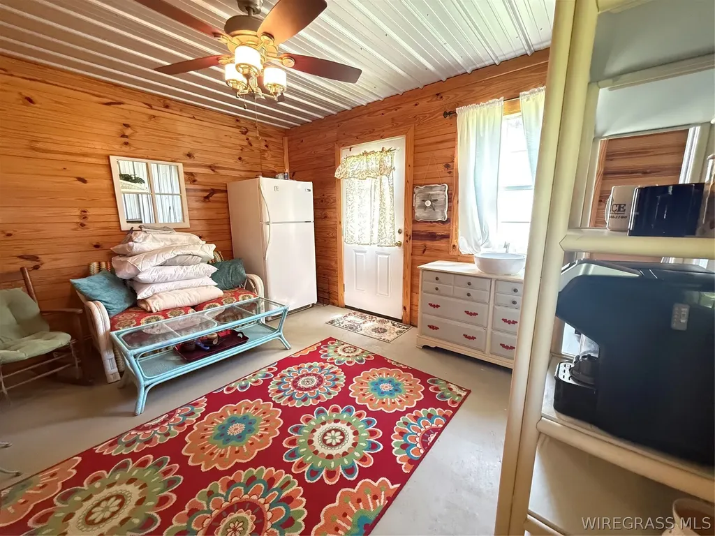 15373 Birdhouse Road Andalusia AL 36421