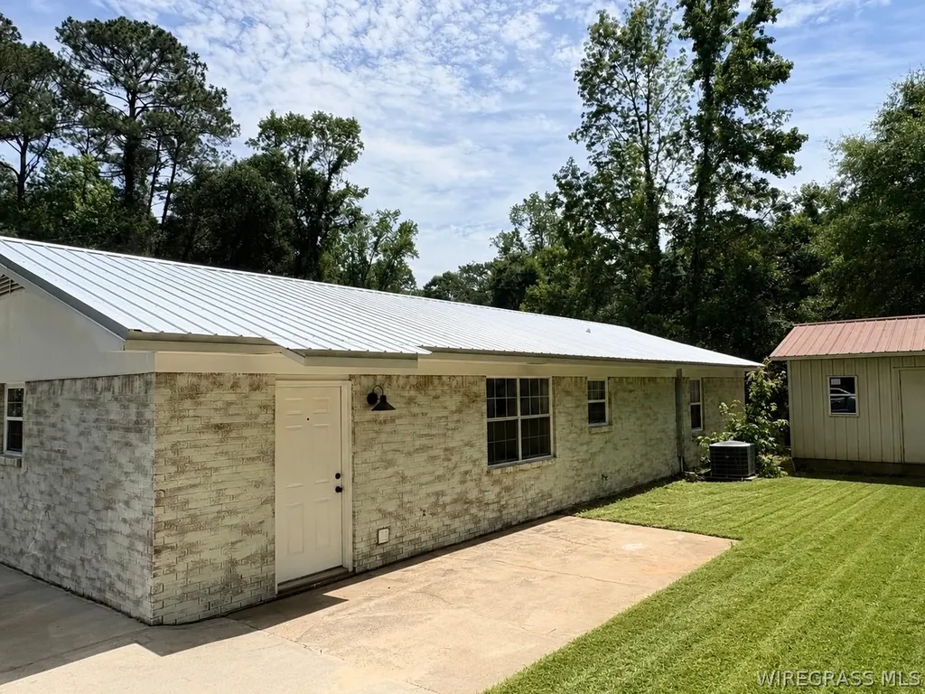 5 Vita Street Daleville AL 36322