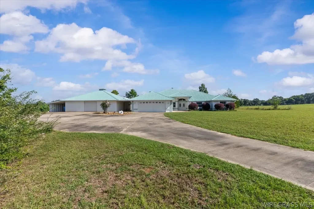 4617 County Road 643 Chancellor AL 36316