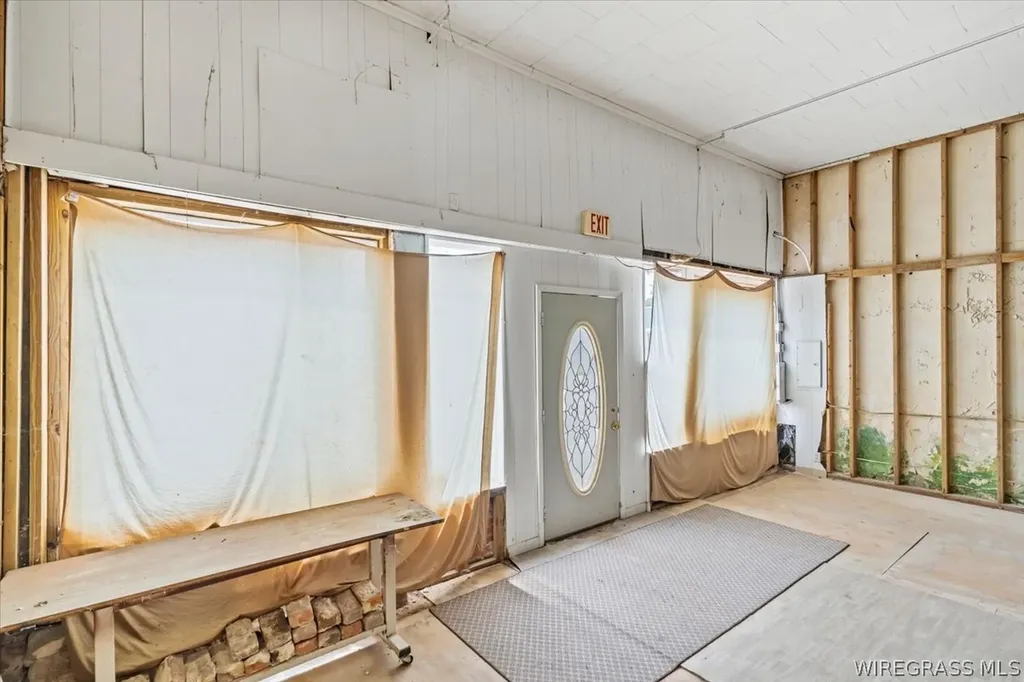 217 Court Avenue Elba AL 36323