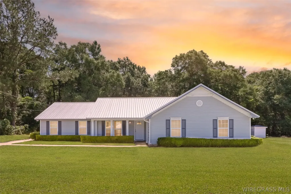 240 Foxbrier Drive Ozark AL 36360