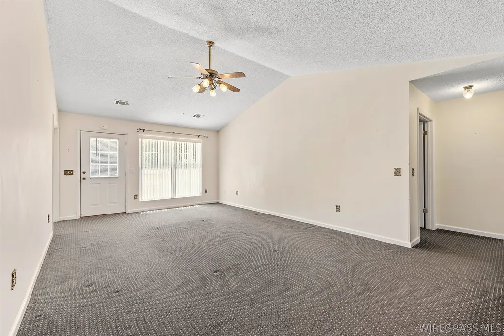240 Foxbrier Drive Ozark AL 36360