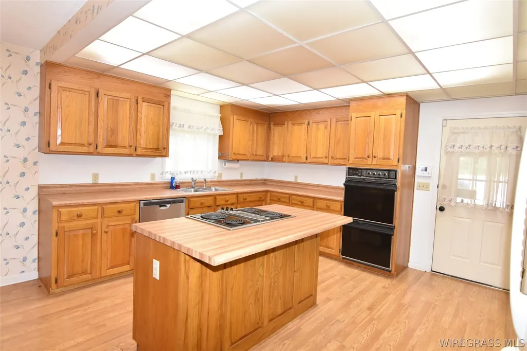 233 Rebecca Lane Ozark AL 36360