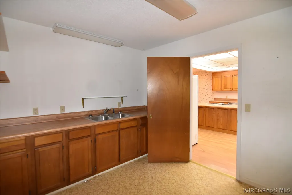 233 Rebecca Lane Ozark AL 36360