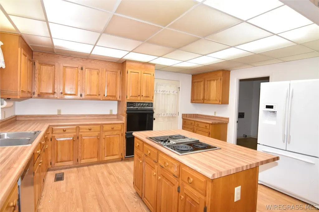 233 Rebecca Lane Ozark AL 36360