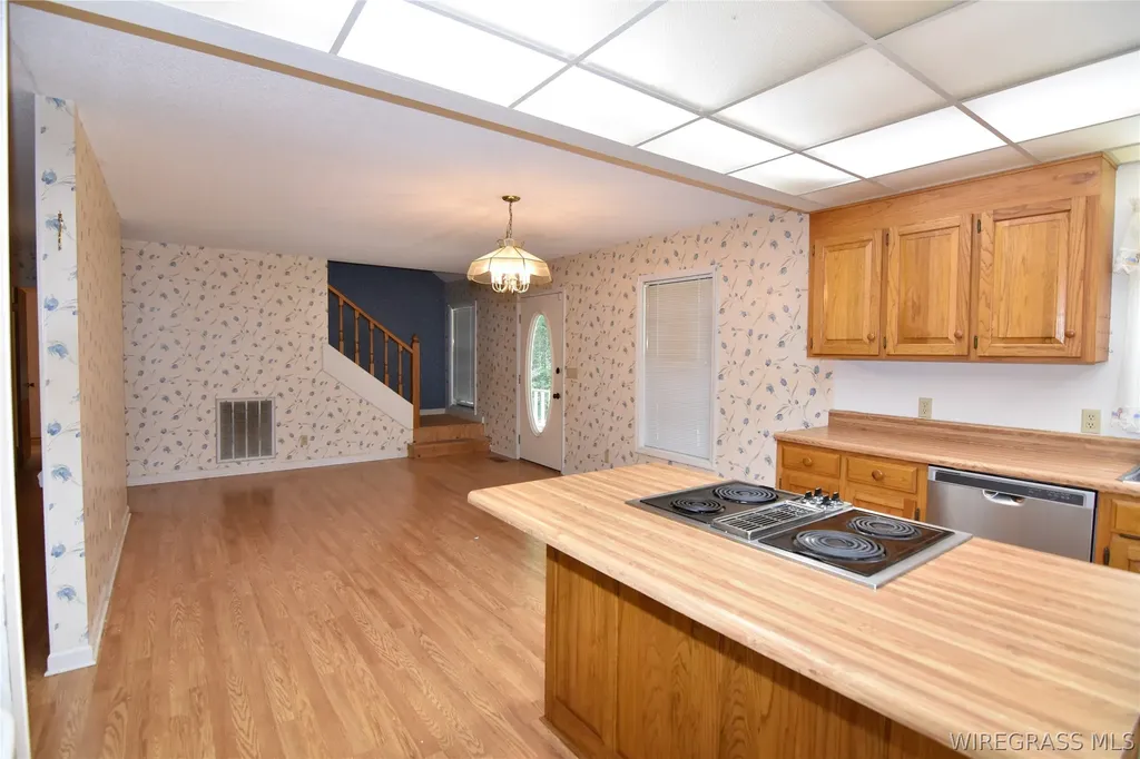233 Rebecca Lane Ozark AL 36360