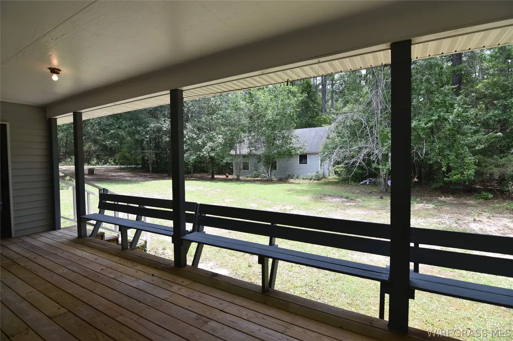 233 Rebecca Lane Ozark AL 36360