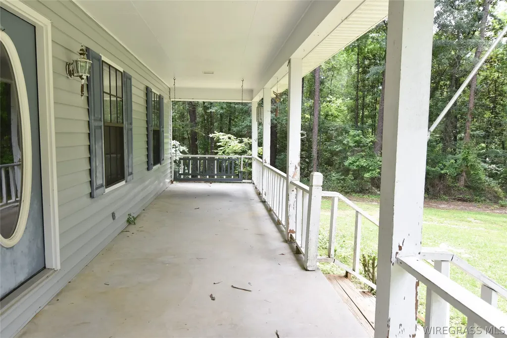 233 Rebecca Lane Ozark AL 36360