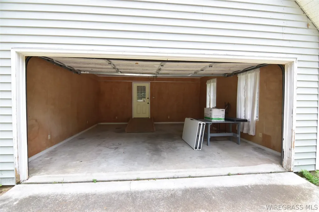 233 Rebecca Lane Ozark AL 36360