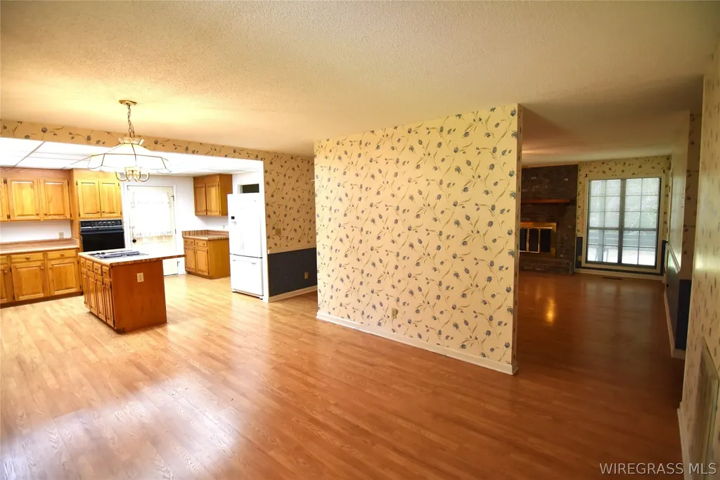233 Rebecca Lane Ozark AL 36360