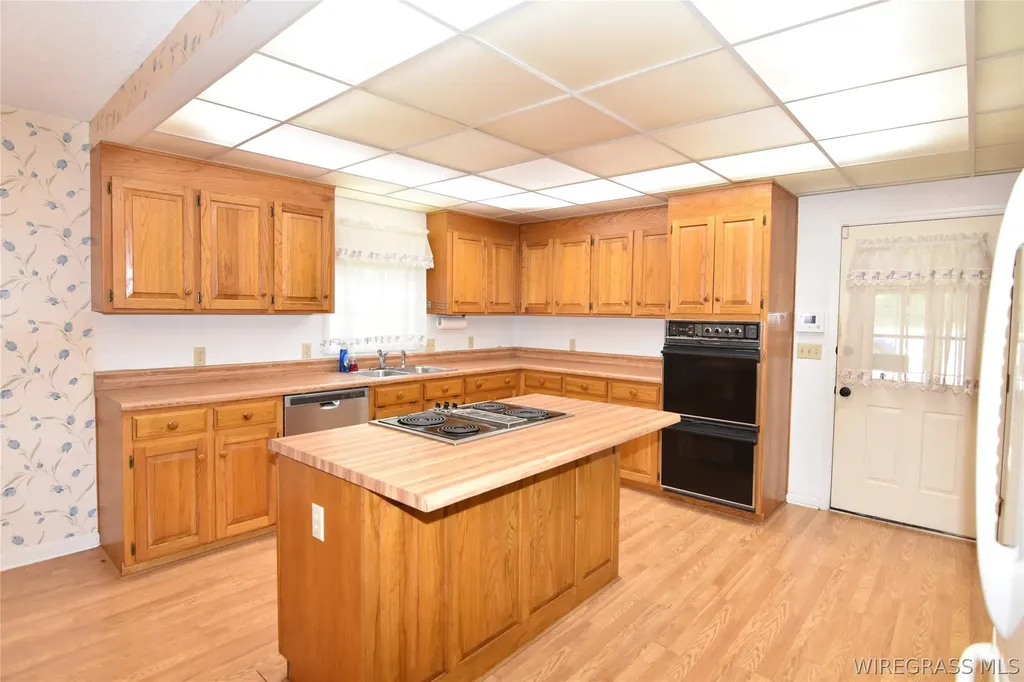 233 Rebecca Lane Ozark AL 36360