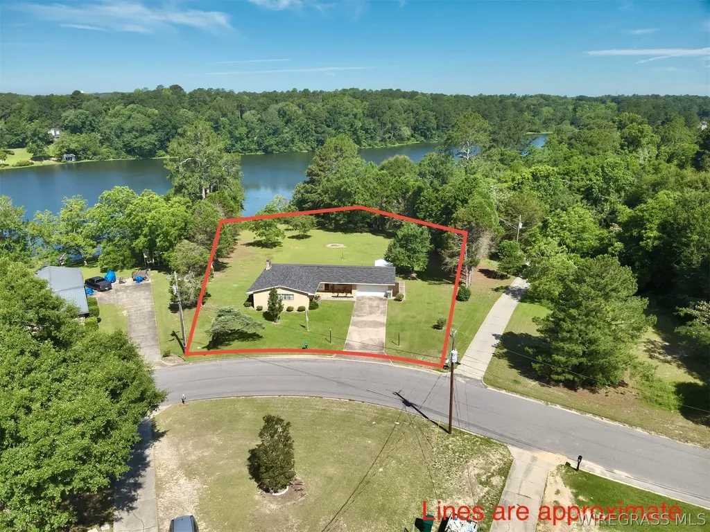 262 Cherry Lane Ozark AL 36360