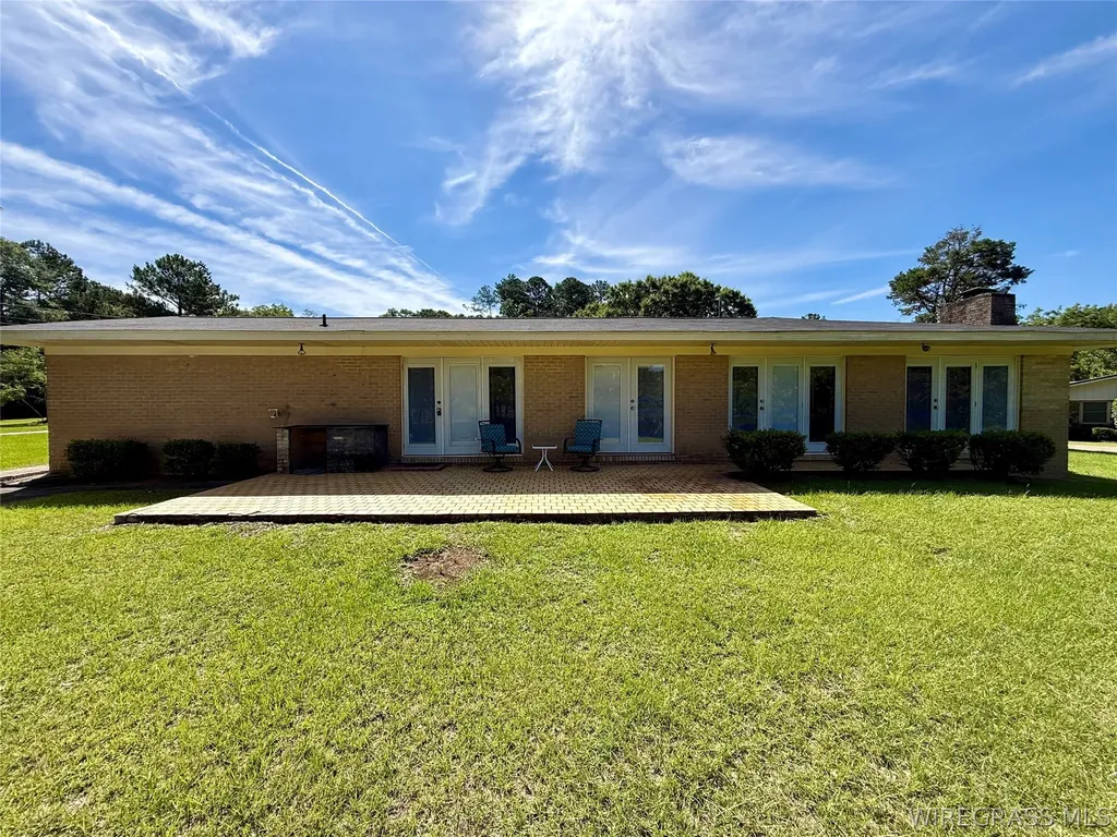 262 Cherry Lane Ozark AL 36360