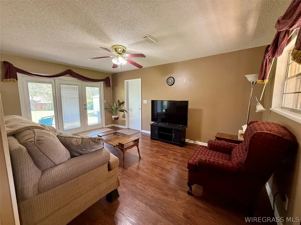 262 Cherry Lane Ozark AL 36360