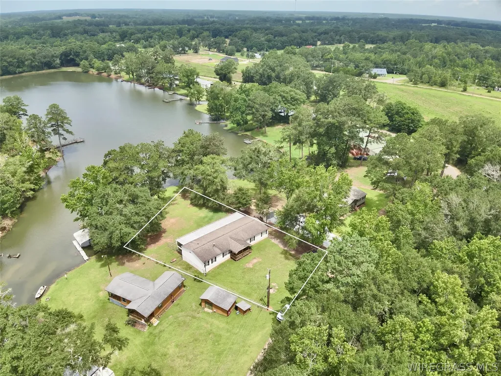 510 Windsor Lake Road Chancellor AL 36316
