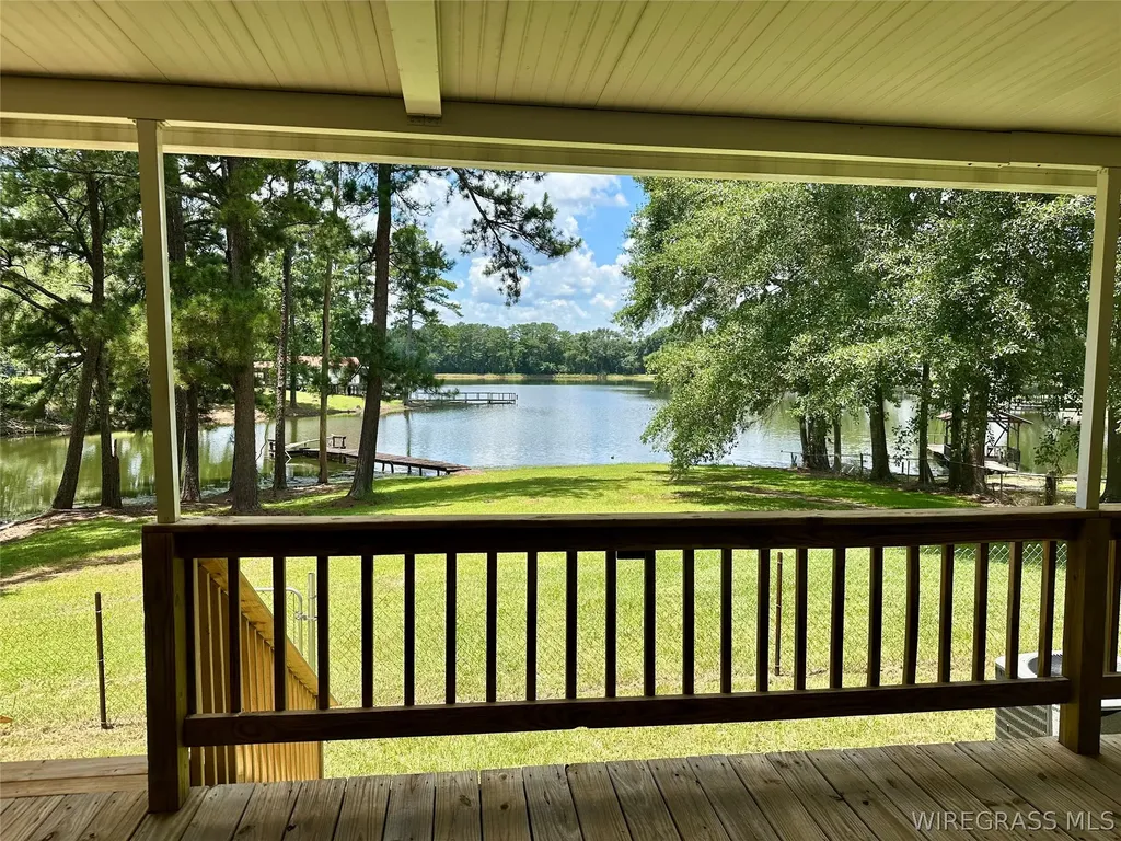 510 Windsor Lake Road Chancellor AL 36316