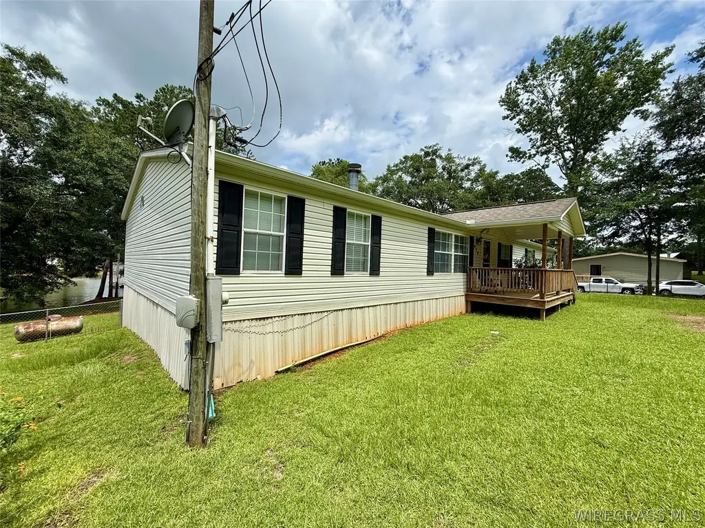 510 Windsor Lake Road Chancellor AL 36316