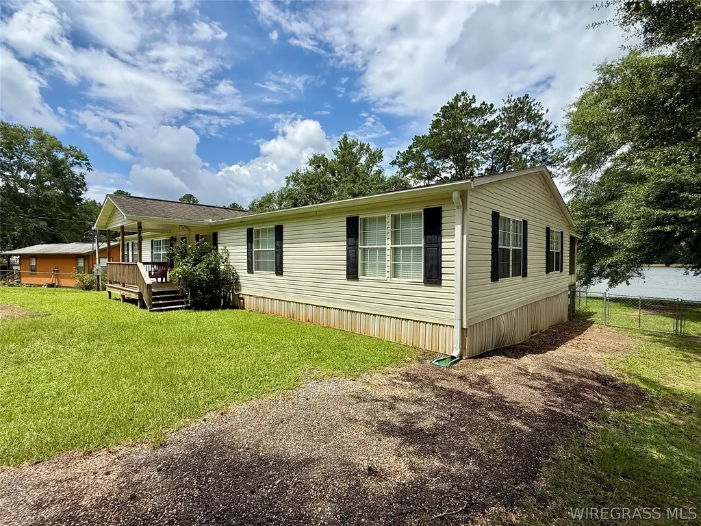 510 Windsor Lake Road Chancellor AL 36316