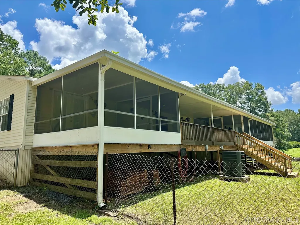 510 Windsor Lake Road Chancellor AL 36316