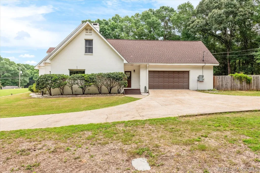 92 Laurel Breeze Drive Enterprise AL 36330