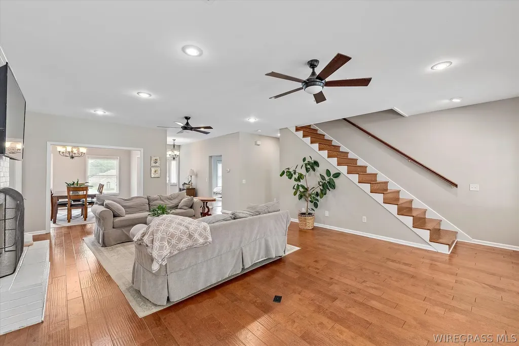 92 Laurel Breeze Drive Enterprise AL 36330