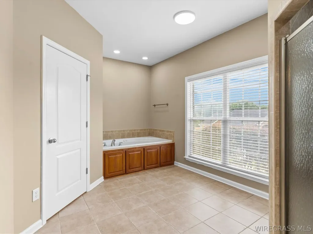 102 Commonwealth Court Enterprise AL 36330