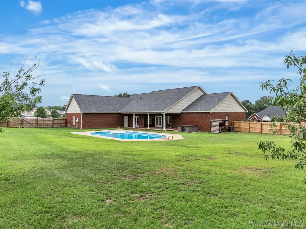 102 Commonwealth Court Enterprise AL 36330