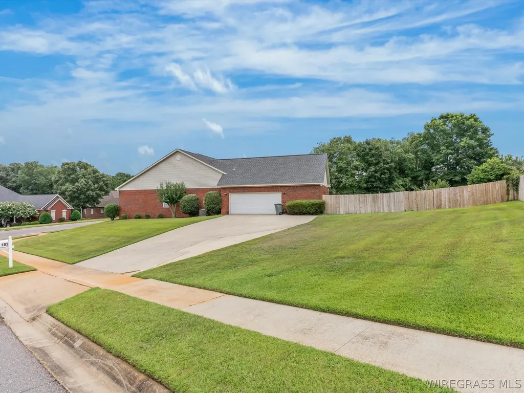 102 Commonwealth Court Enterprise AL 36330
