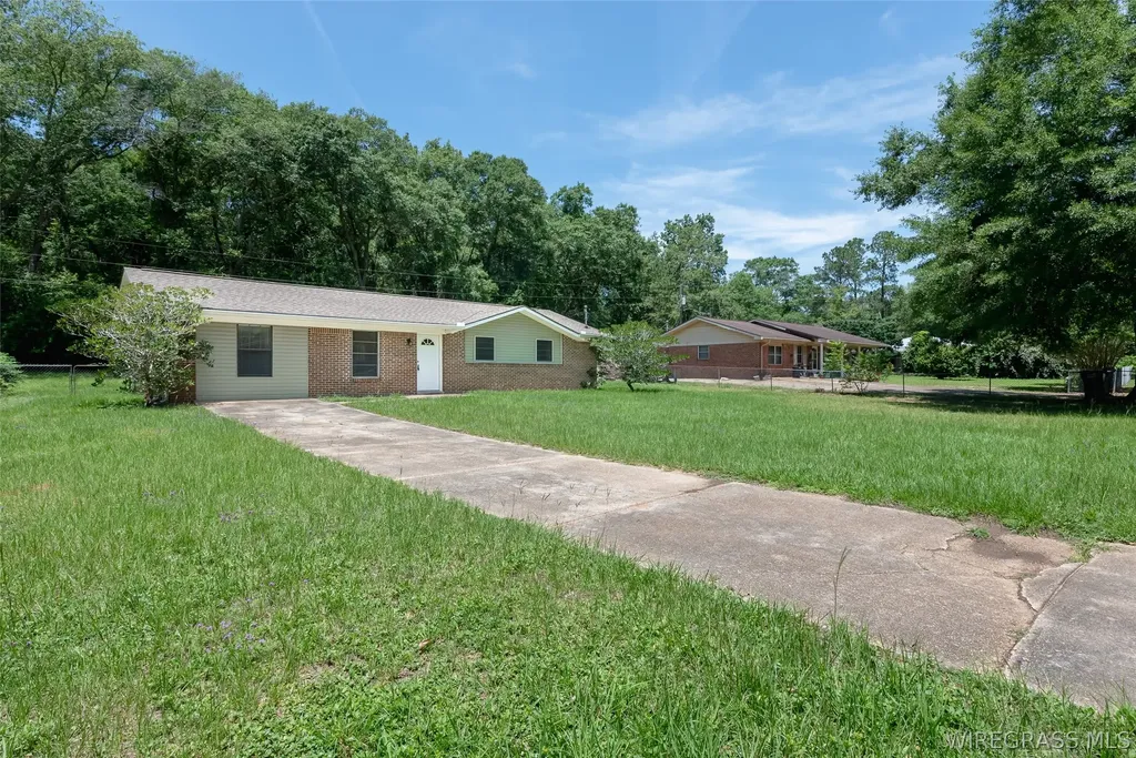 358 Grimes Road Ozark AL 36360