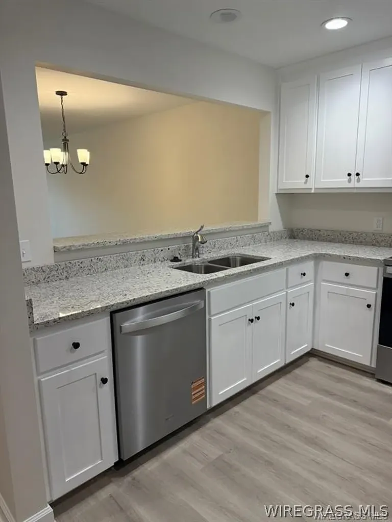 112 Juniper Cove Enterprise AL 36330