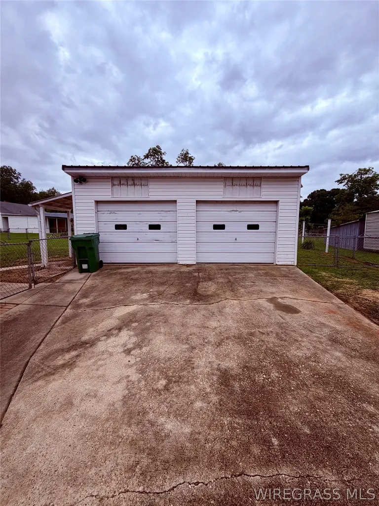 309 Pine Street Brundidge AL 36010