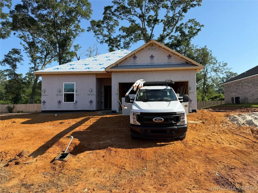 332 Thornbird Loop Enterprise AL 36330