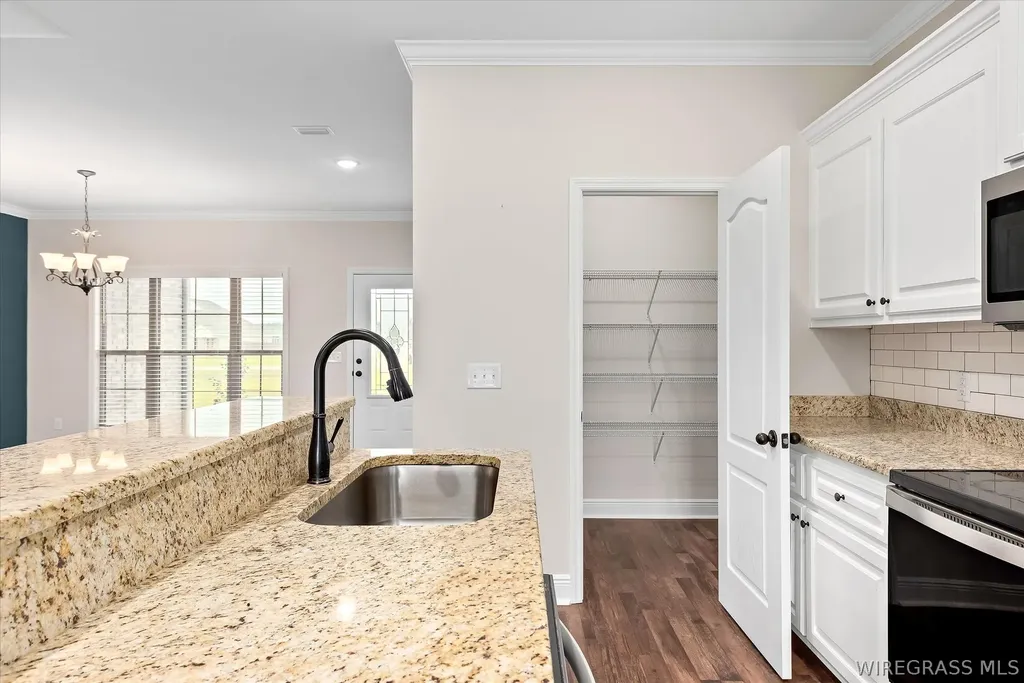 272 Sandbed Road Newton AL 36352