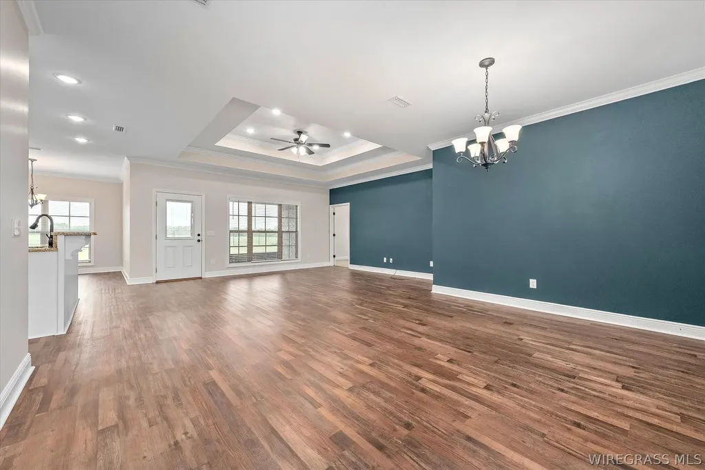 272 Sandbed Road Newton AL 36352