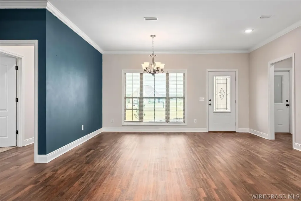 272 Sandbed Road Newton AL 36352