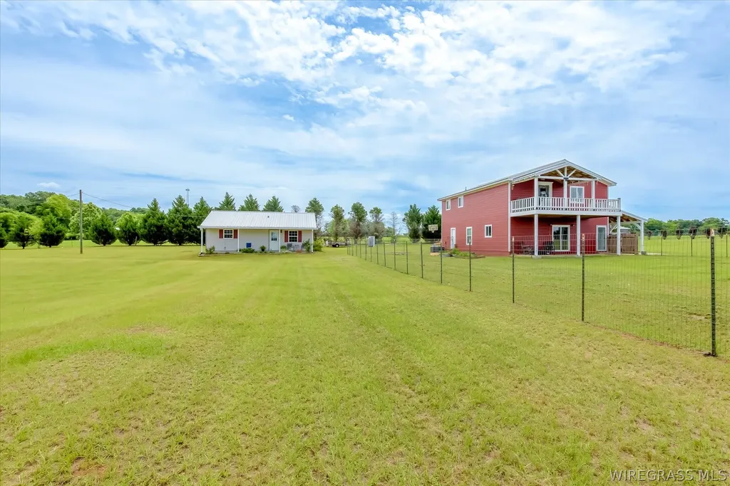 2639 County Road 6 Headland AL 36345