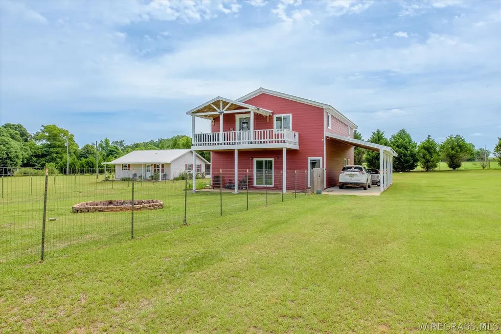 2639 County Road 6 Headland AL 36345