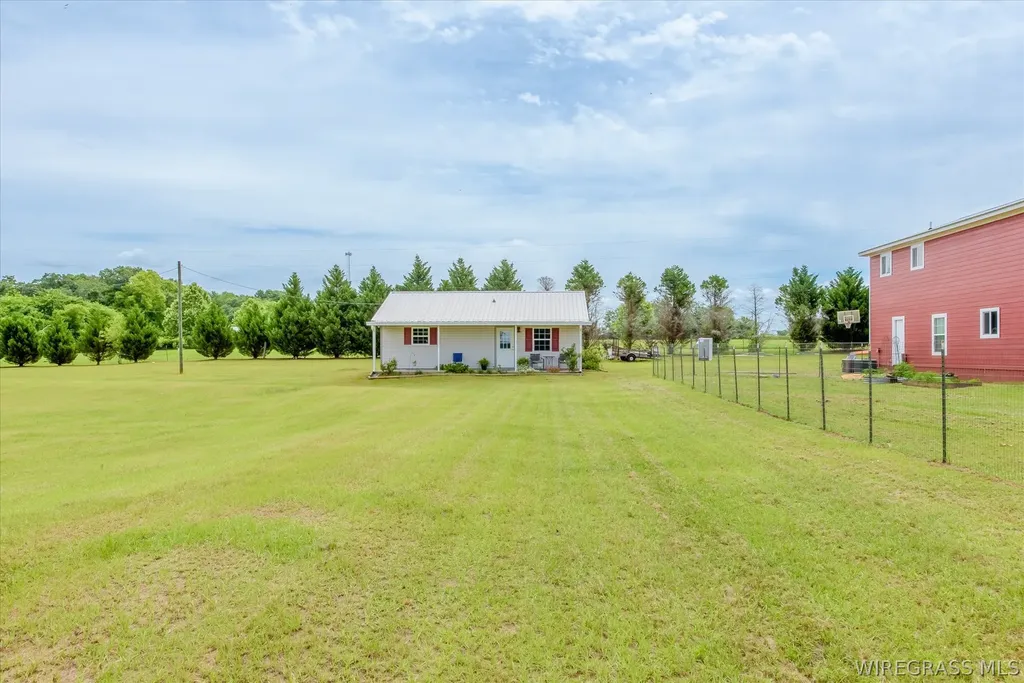 2639 County Road 6 Headland AL 36345