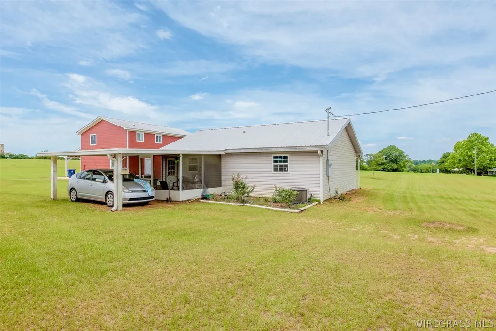 2639 County Road 6 Headland AL 36345